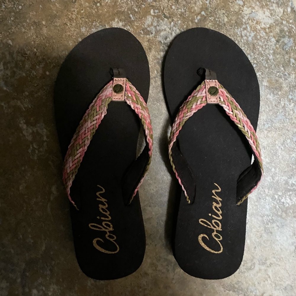 NWOT Women’s Cobian flip flops 6